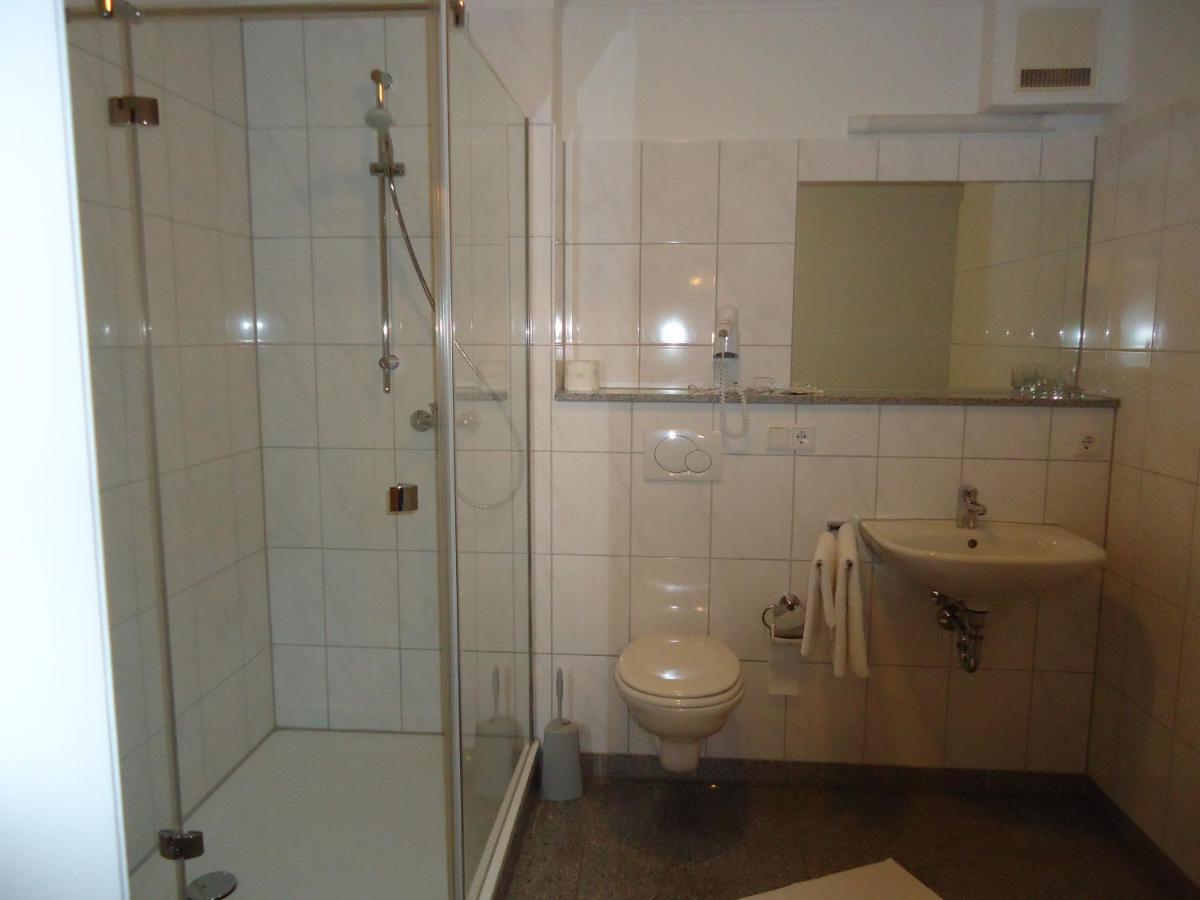 Hotel Central Restaurant El Barrio Гревенброх Номер фото